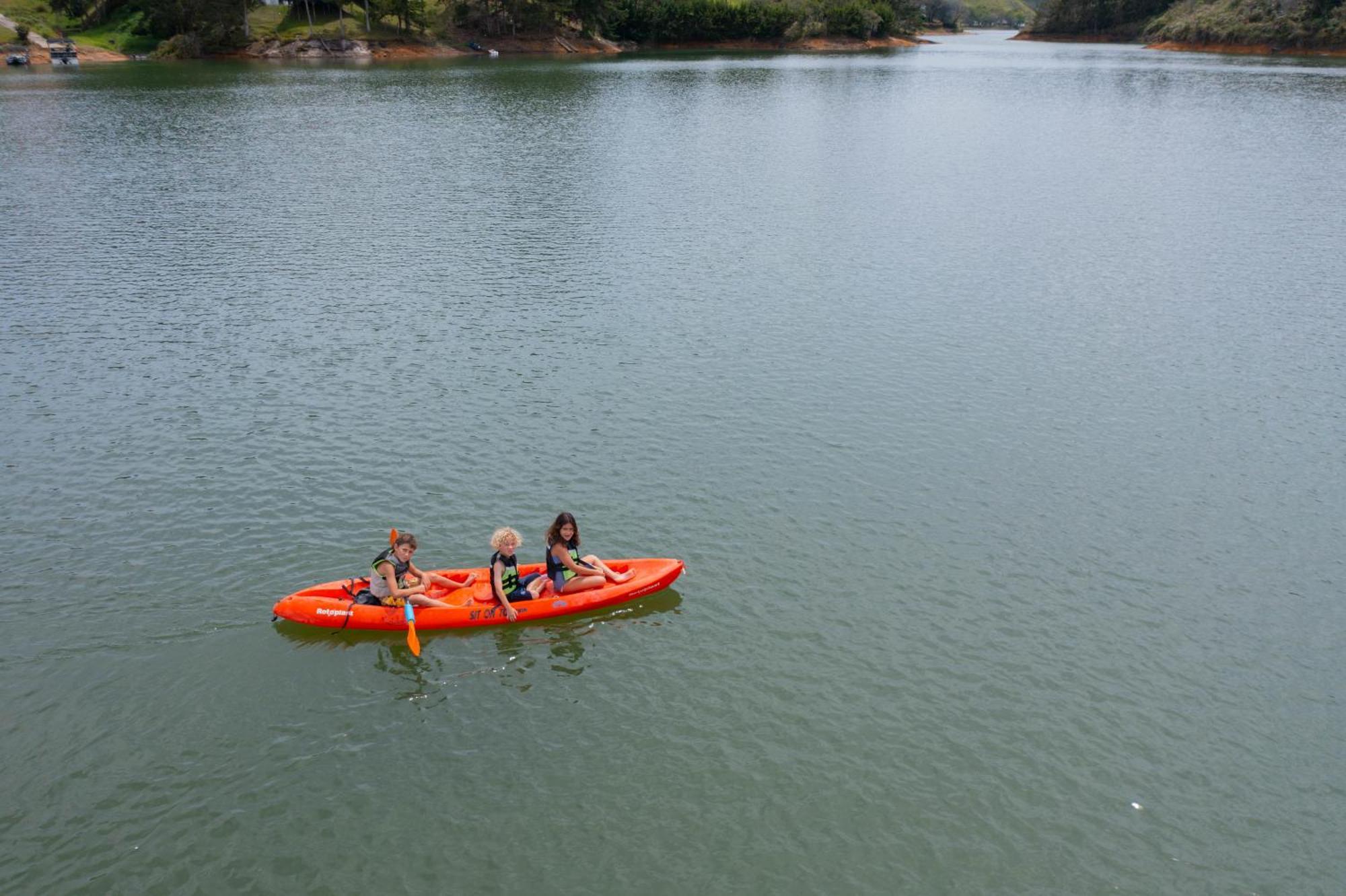 Casa Campestre Montecarlo Guatape- Desayuno A Pareja Villa ภายนอก รูปภาพ