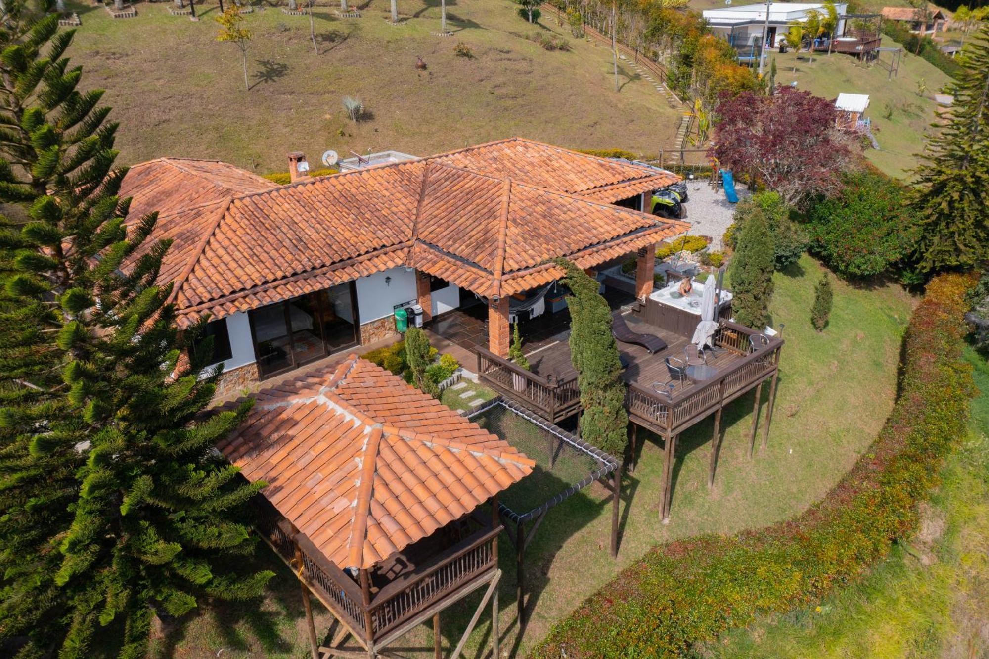 Casa Campestre Montecarlo Guatape- Desayuno A Pareja Villa ภายนอก รูปภาพ