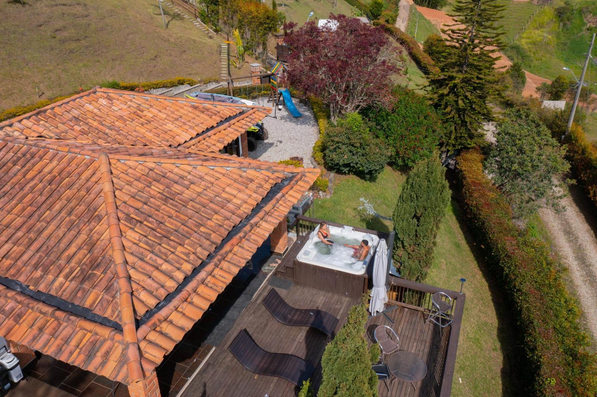 Casa Campestre Montecarlo Guatape- Desayuno A Pareja Villa ภายนอก รูปภาพ