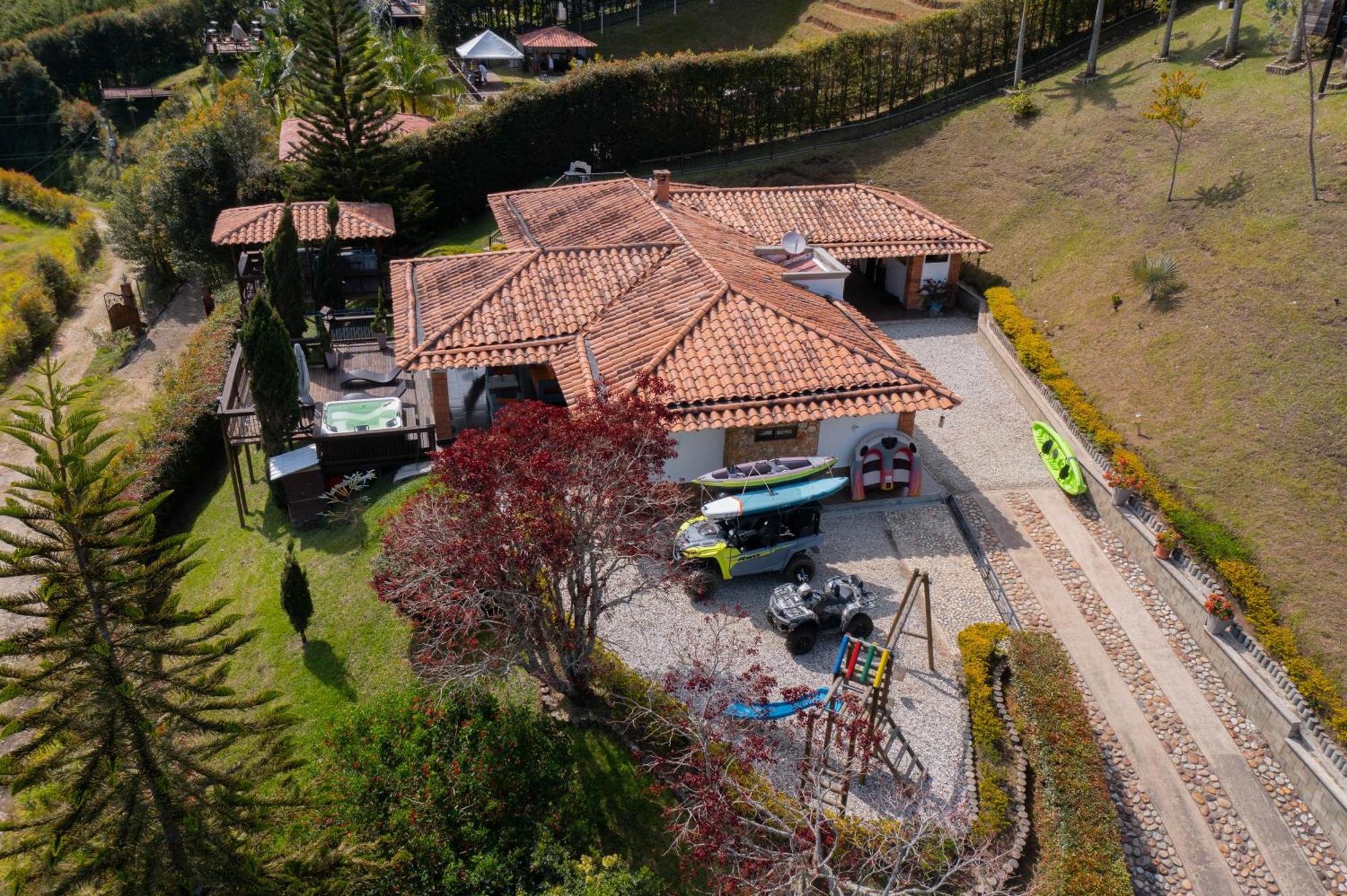 Casa Campestre Montecarlo Guatape- Desayuno A Pareja Villa ภายนอก รูปภาพ