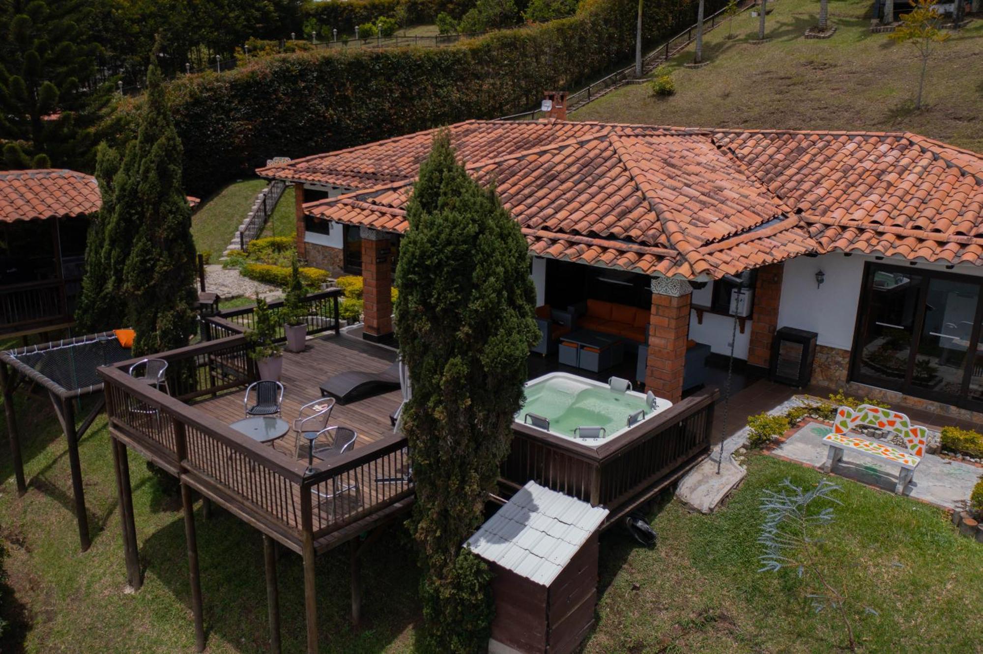 Casa Campestre Montecarlo Guatape- Desayuno A Pareja Villa ภายนอก รูปภาพ