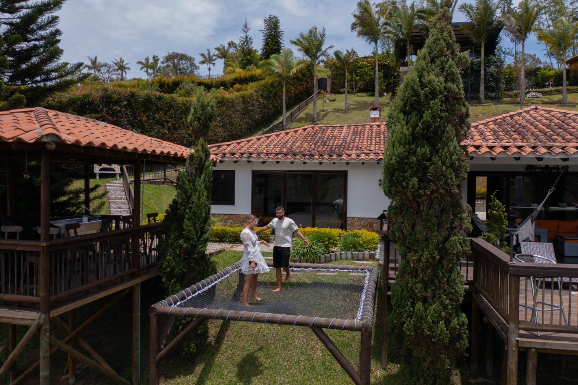 Casa Campestre Montecarlo Guatape- Desayuno A Pareja Villa ภายนอก รูปภาพ