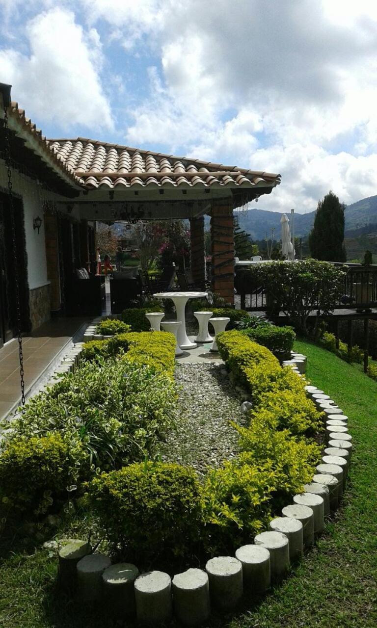 Casa Campestre Montecarlo Guatape- Desayuno A Pareja Villa ภายนอก รูปภาพ